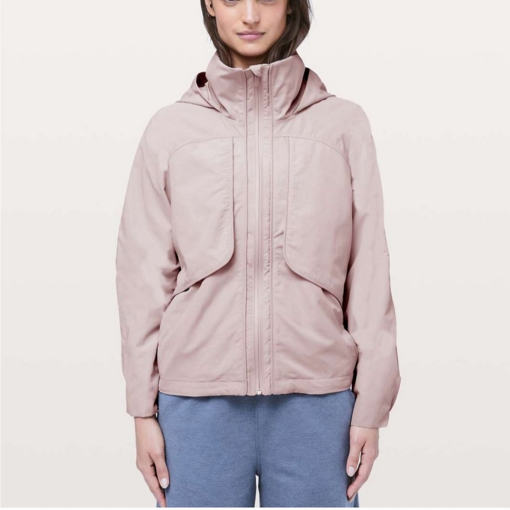 Lululemon size 8 light pink / pink bliss always effortless rain jacket